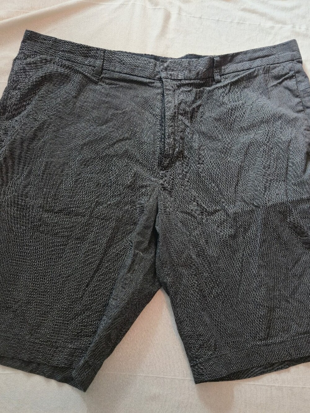 Theory Men's Black Patterned Shorts Size 36